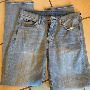 Mens Medium Wash Levi 314 Size 32
